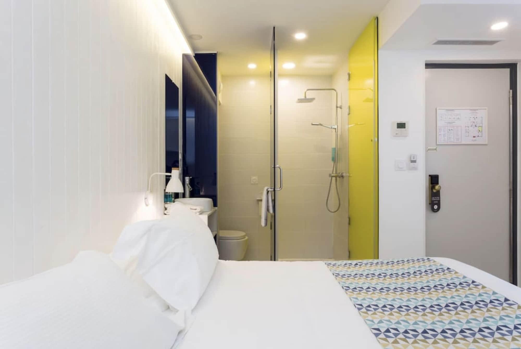 Atypik Hotel Clichy Exterior foto